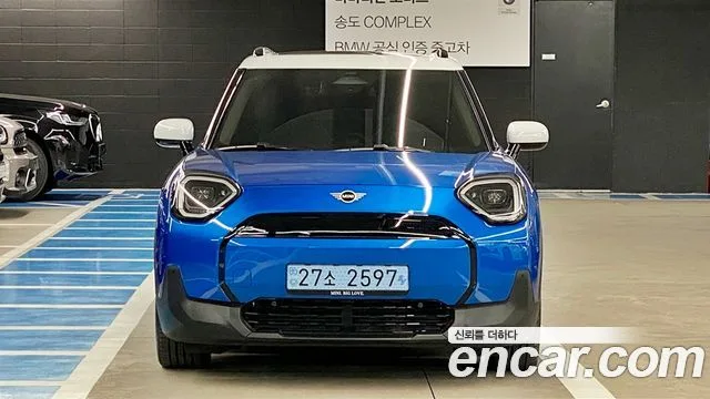 2025 Mini Aceman, foto 3