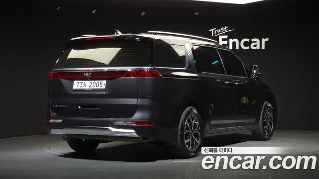 2021 Kia Carnival, foto 2