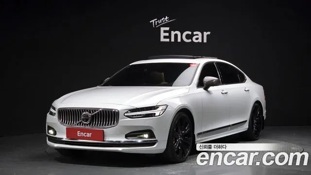2021 Volvo S90
