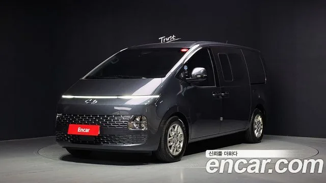 2023 Hyundai Staria