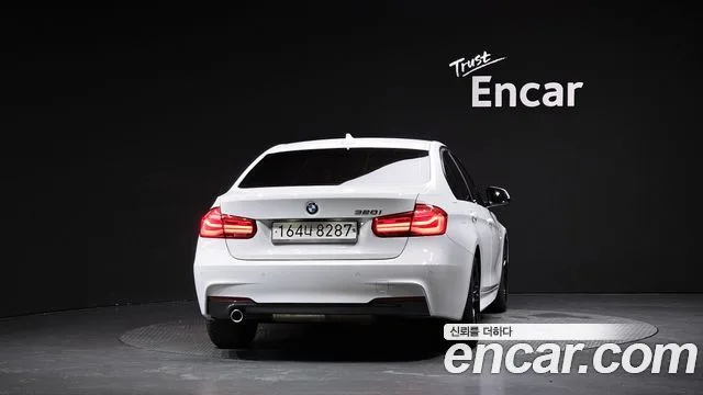 2017 BMW 3-Series, foto 3