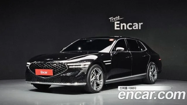 2022 Genesis G90