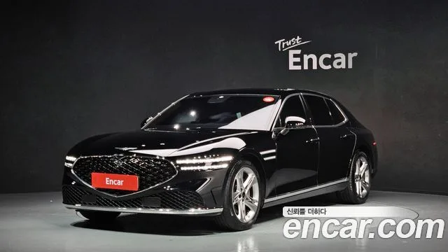 2022 Genesis G90