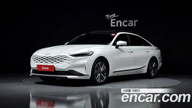 2022 Kia K8