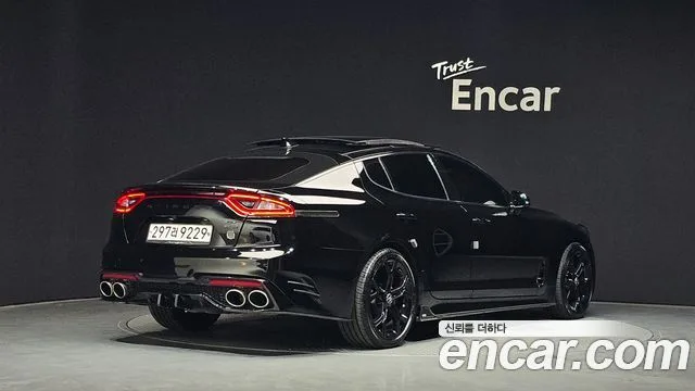 2018 Kia Stinger, foto 2