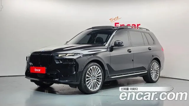 2024 BMW X7