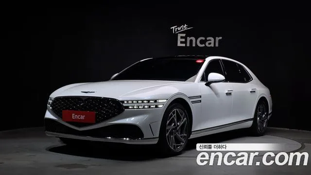2023 Genesis G90