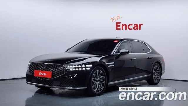 2022 Genesis G90