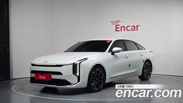 2025 Kia K8