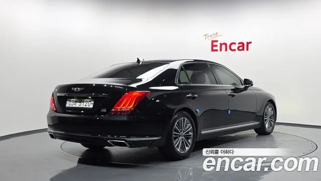 2018 Genesis EQ900, foto 2