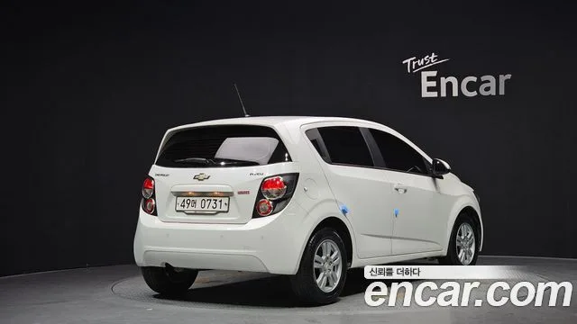 2016 Chevrolet Aveo, foto 2