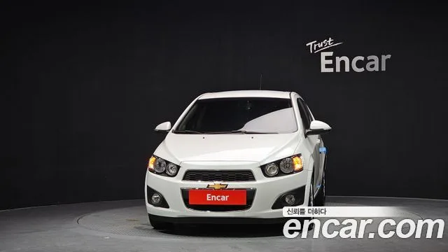 2016 Chevrolet Aveo, foto 3
