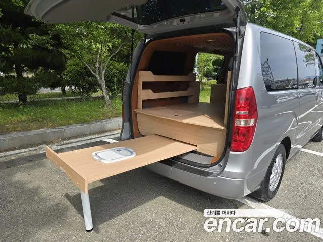 2017 Hyundai Starex