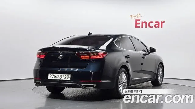2017 Kia K7, foto 2