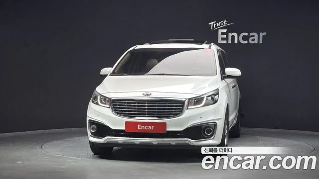2016 Kia Carnival, foto 3