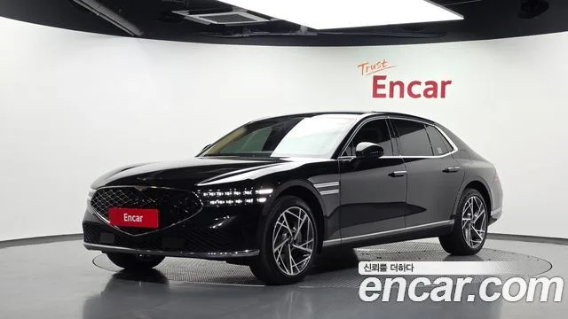 2022 Genesis G90