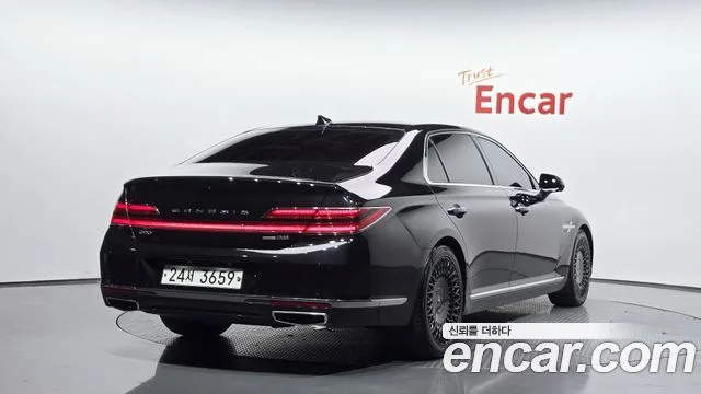 2019 Genesis G90