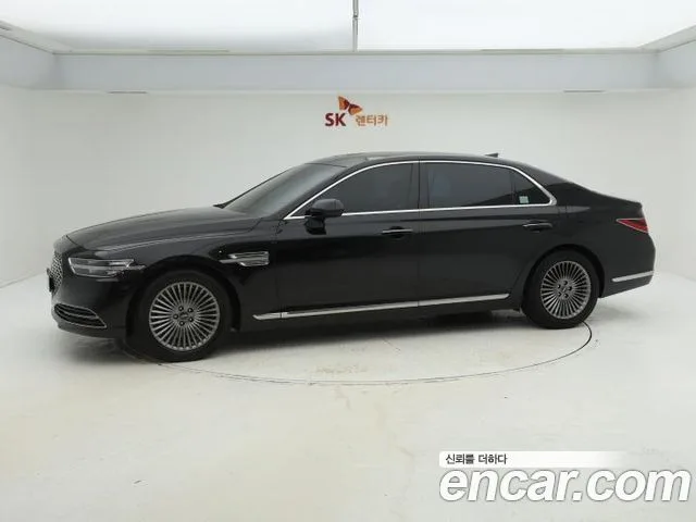 2021 Genesis G90