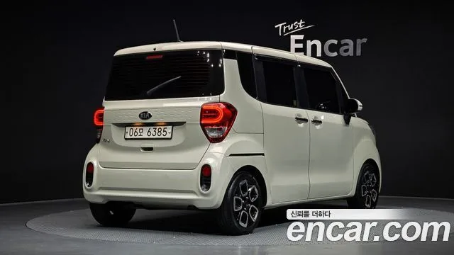 2018 Kia Ray, foto 2