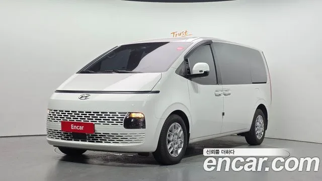2022 Hyundai Staria