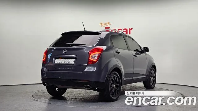 2016 KG Mobility Korando, foto 2
