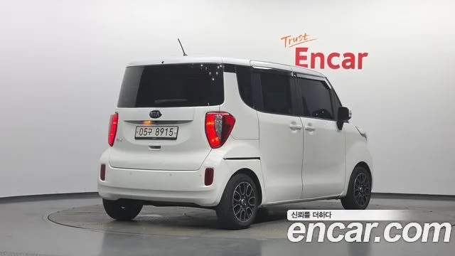 2016 Kia Ray, foto 2