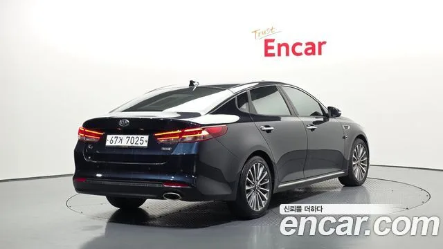 2017 Kia K5, foto 2
