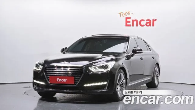 2018 Genesis EQ900