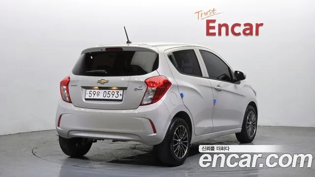 2016 Chevrolet Spark, foto 2