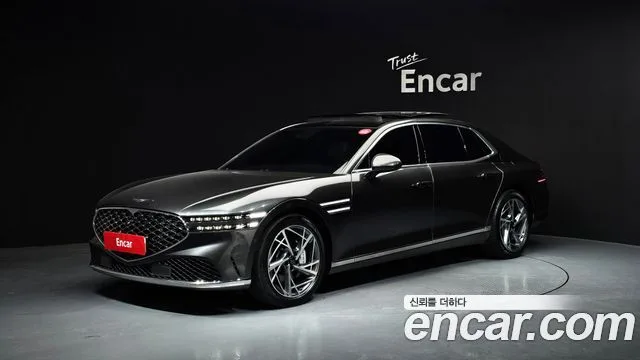 2023 Genesis G90