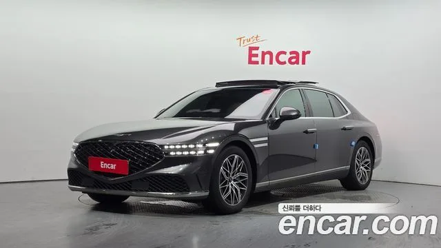 2022 Genesis G90