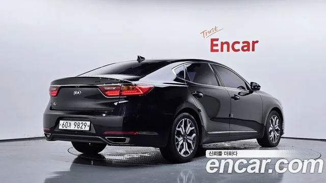 2016 Kia K7, foto 2