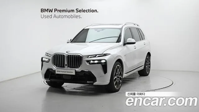 2025 BMW X7