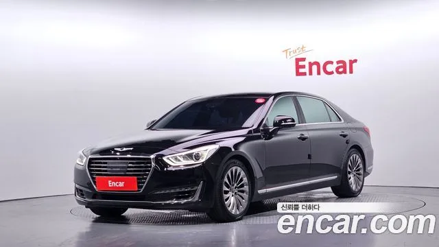 2018 Genesis EQ900