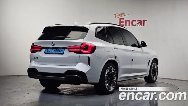 2024 BMW iX3