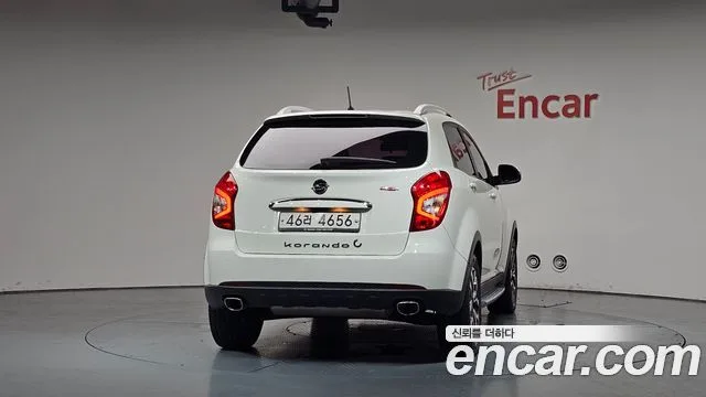 2016 KG Mobility Korando, foto 4