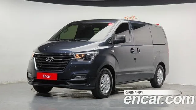 2018 Hyundai Starex
