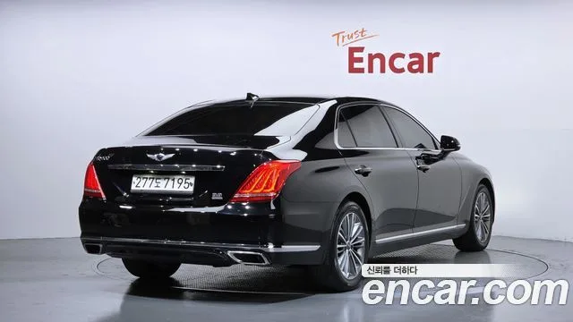 2016 Genesis EQ900, foto 2