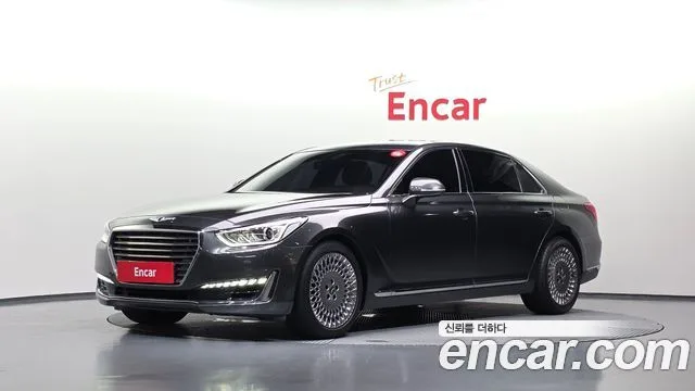 2018 Genesis EQ900