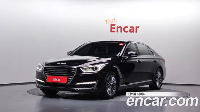2018 Genesis EQ900