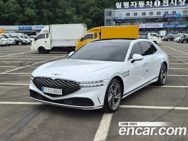 2023 Genesis G90
