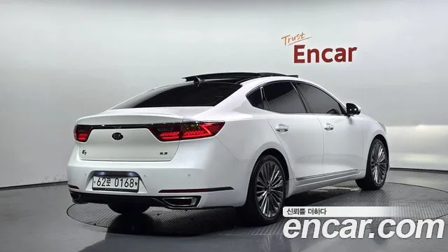 2016 Kia K7, foto 2