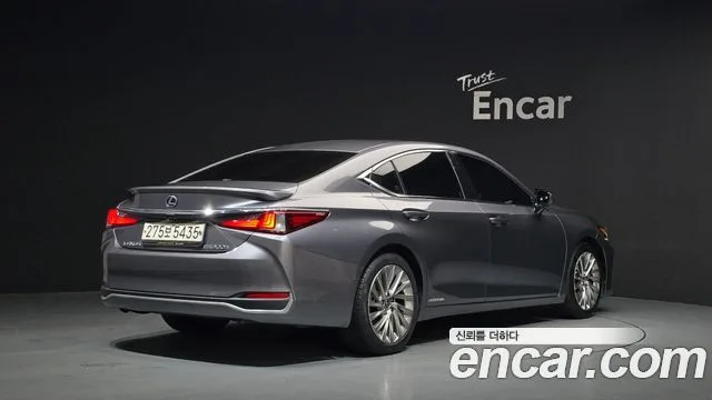 2019 Lexus ES, foto 2