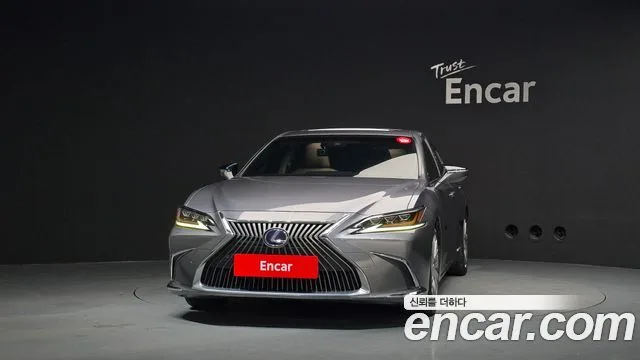 2019 Lexus ES, foto 3