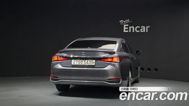 2019 Lexus ES, foto 4