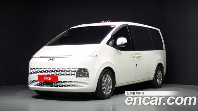 2022 Hyundai Staria