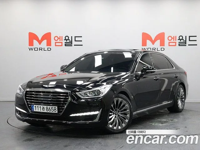 2017 Genesis EQ900