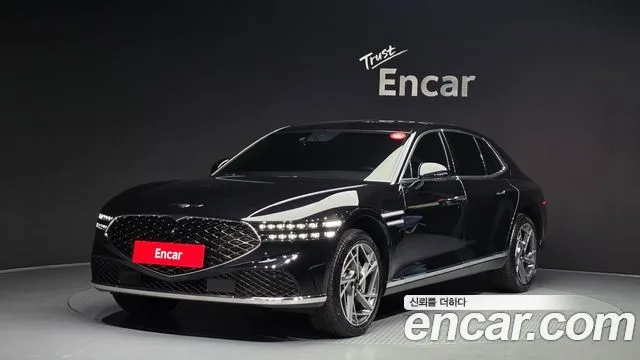 2023 Genesis G90