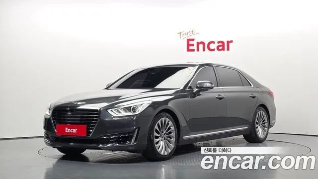 2018 Genesis EQ900