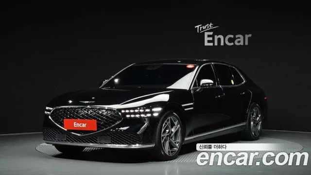 2023 Genesis G90